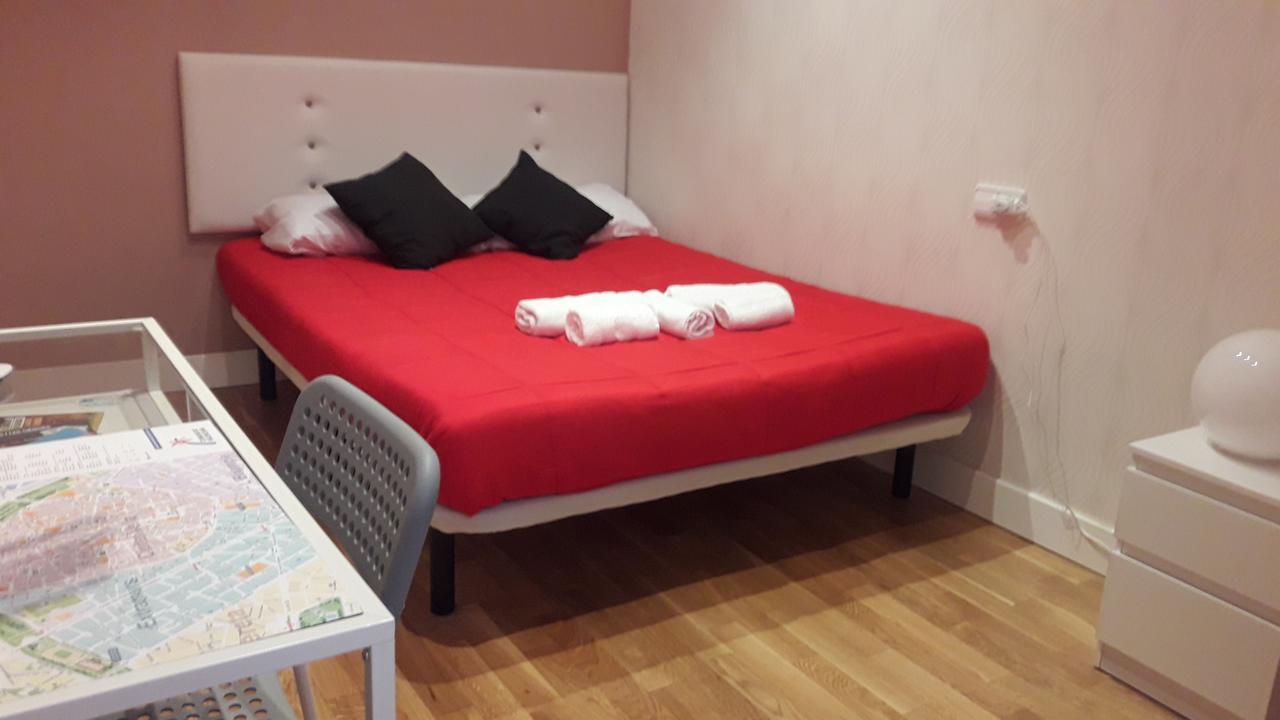 Angel Guimera Rooms & Breakfast Валенсия Екстериор снимка