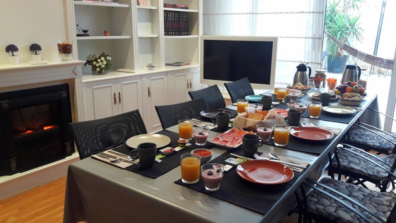 Angel Guimera Rooms & Breakfast Валенсия Екстериор снимка